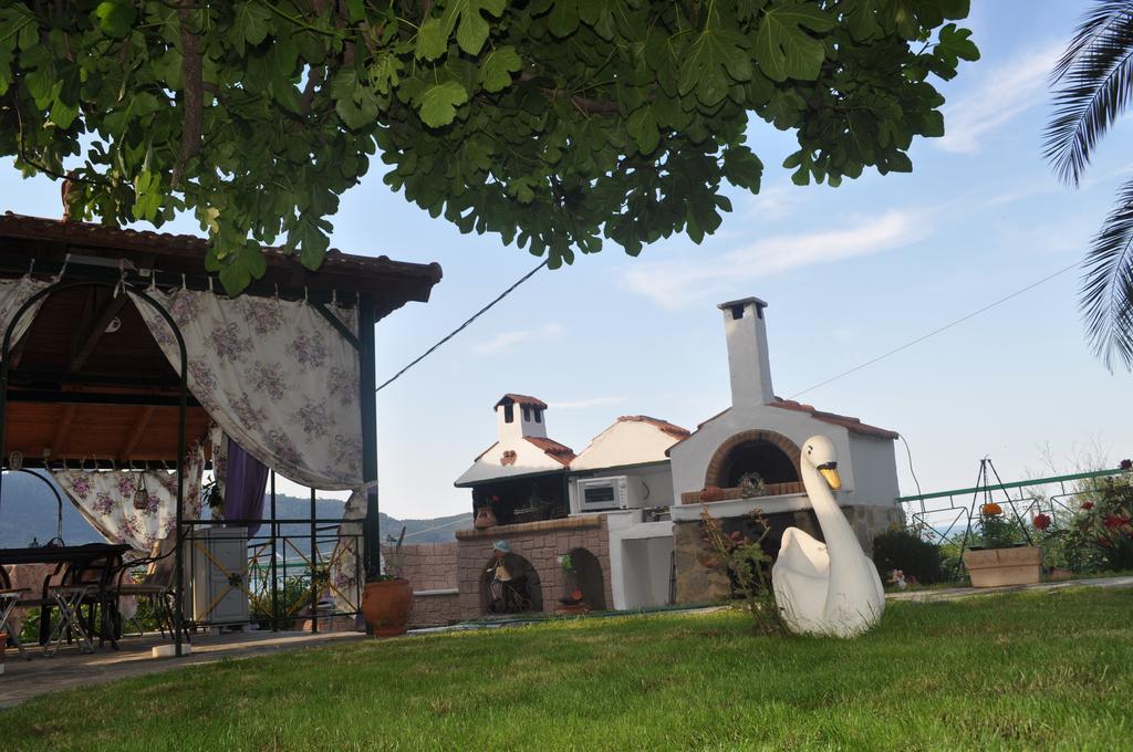 Studios Ifigenia Skala Potamia  Luaran gambar