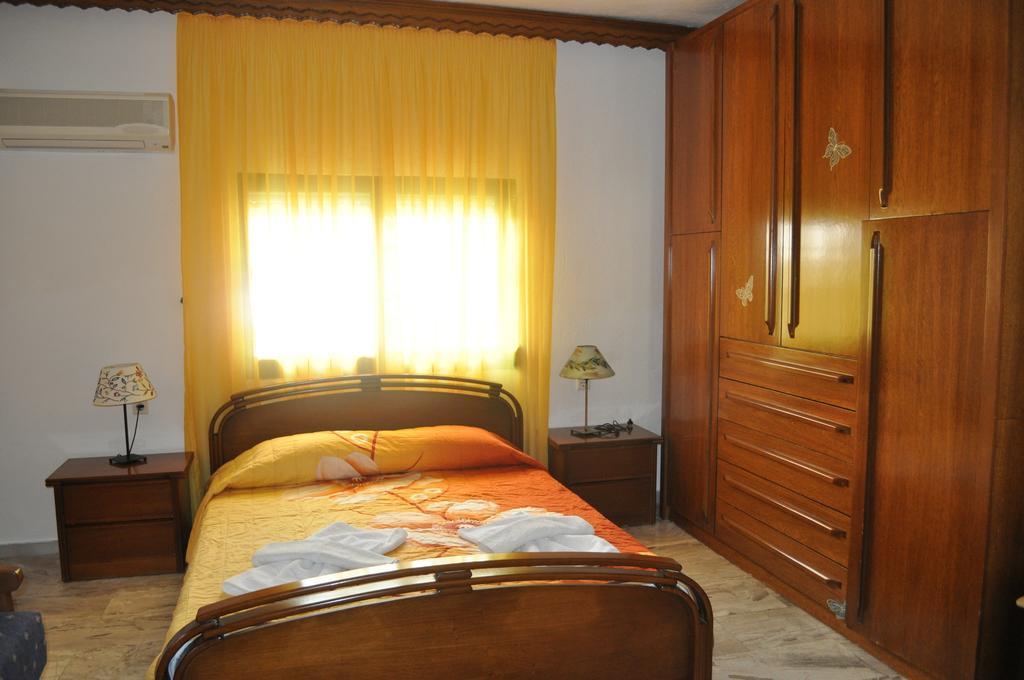 Studios Ifigenia Skala Potamia  Bilik gambar